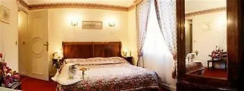 Relais Et Chateaux La Bonne étape Hotel 4*