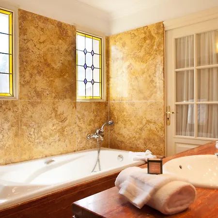 Relais Et Chateaux La Bonne Etape Hotel 4*