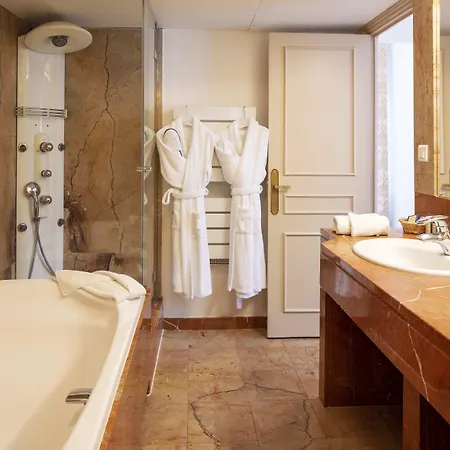 Hotel Relais Et Chateaux La Bonne Etape Chateau-Arnoux-Saint-Auban