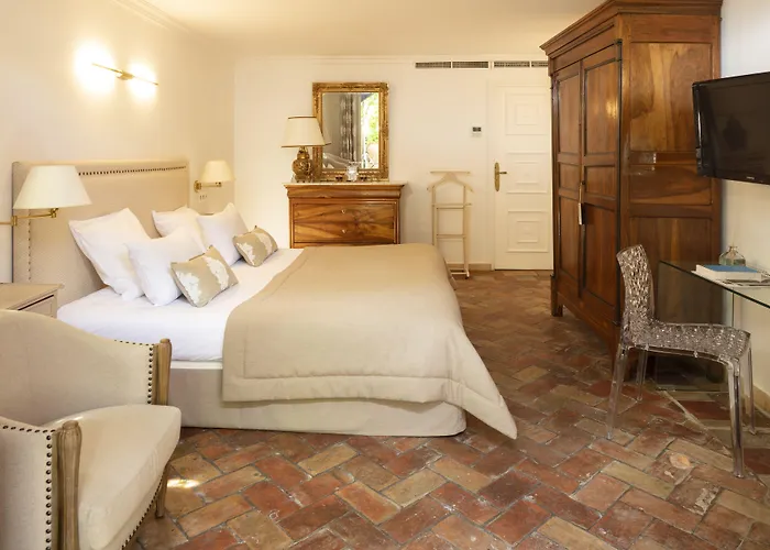 Hotel Relais Et Chateaux La Bonne Etape 4*